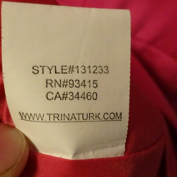 Trina Turk Pink Sleeveless Fit & Flare Sheath Dress Size Small | Cocktail Party - Picture 5 of 5
